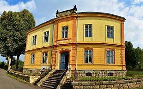 Hotel Stara Skola