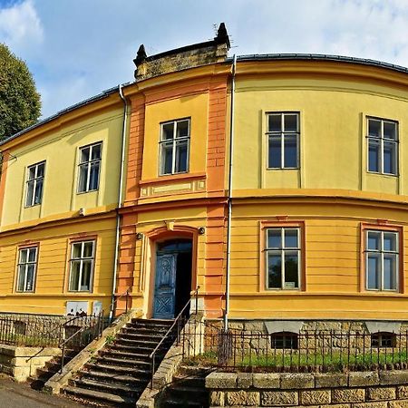 Hotel Stara Skola Mezná Zewnętrze zdjęcie