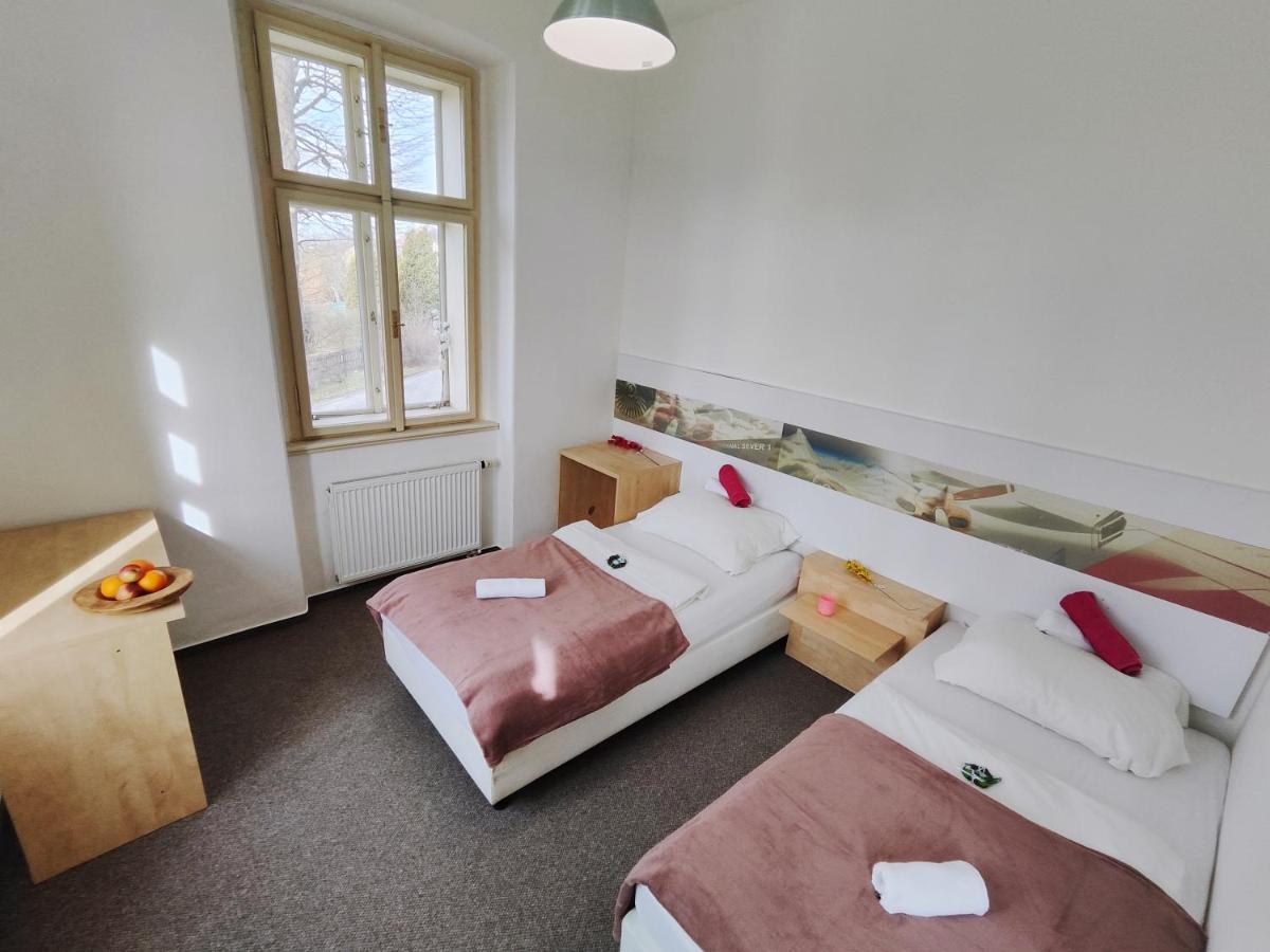 Hotel Stara Skola Mezná Zewnętrze zdjęcie