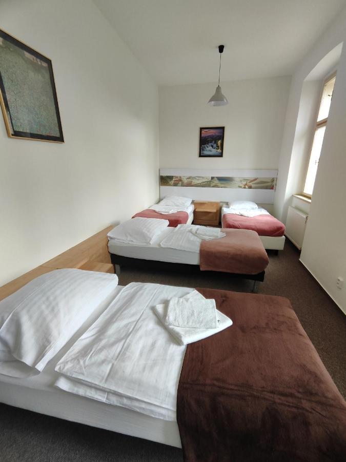 Hotel Stara Skola Mezná Zewnętrze zdjęcie