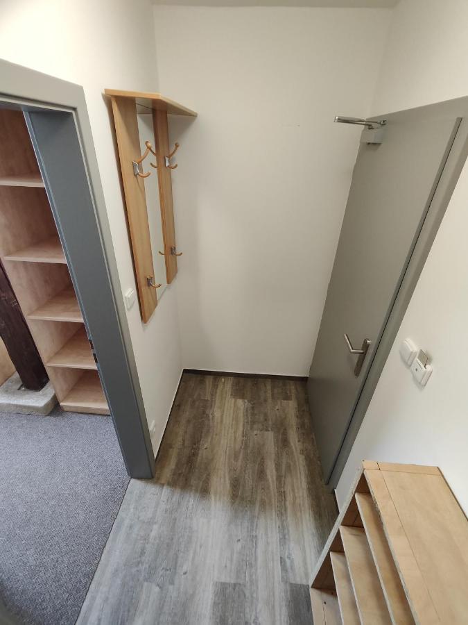 Hotel Stara Skola Mezná Zewnętrze zdjęcie