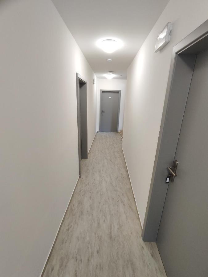 Hotel Stara Skola Mezná Zewnętrze zdjęcie