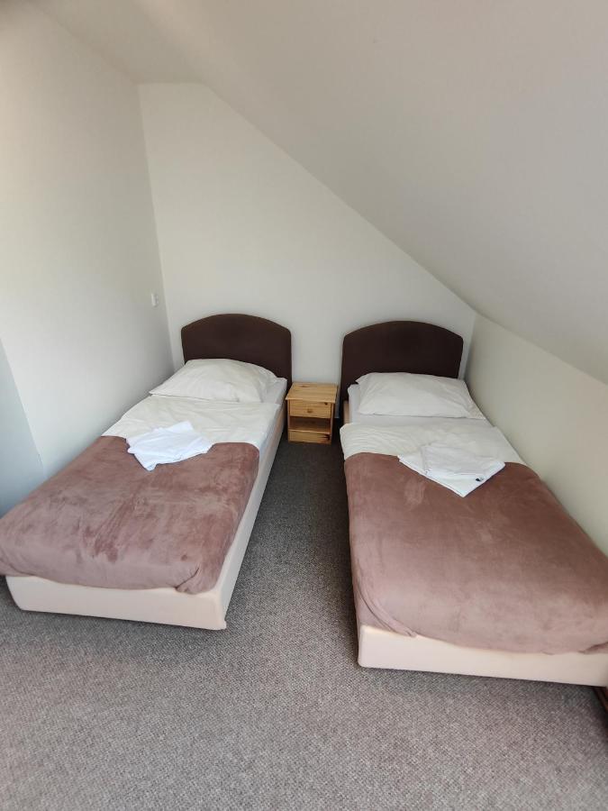 Hotel Stara Skola Mezná Zewnętrze zdjęcie