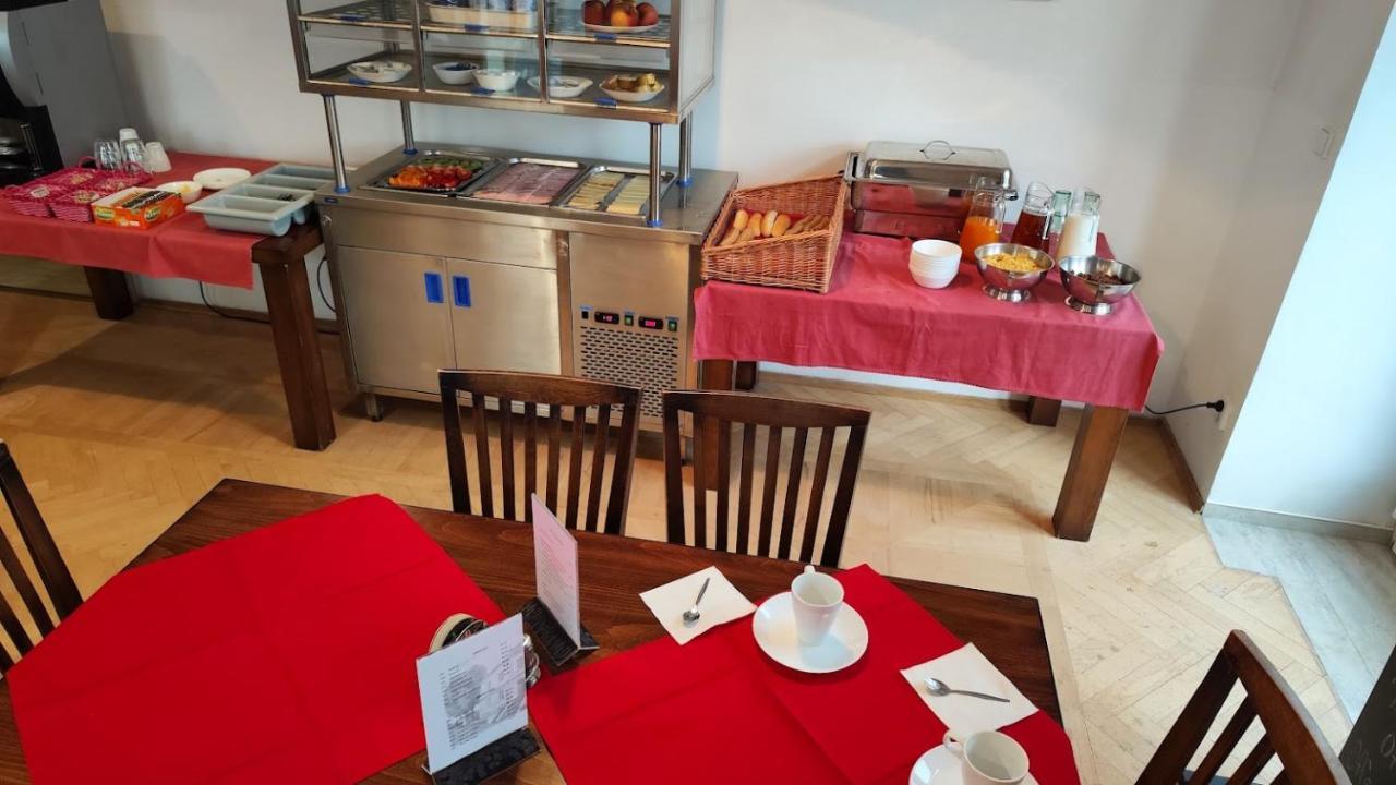 Hotel Stara Skola Mezná Zewnętrze zdjęcie